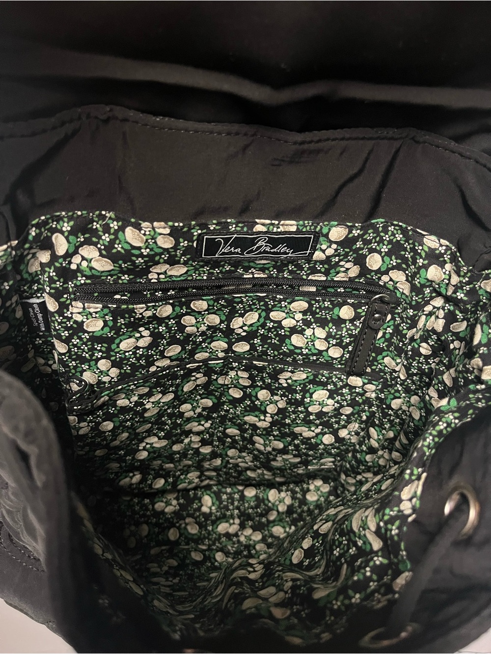 Vera Bradley Classic Clasp Quilted Floral Drawstring Backpack - NEVER USED! - Picture 6 of 9